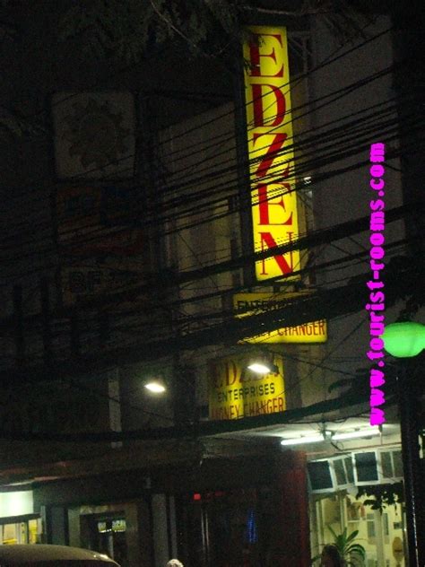 Edzen Money Changer in Ermita .